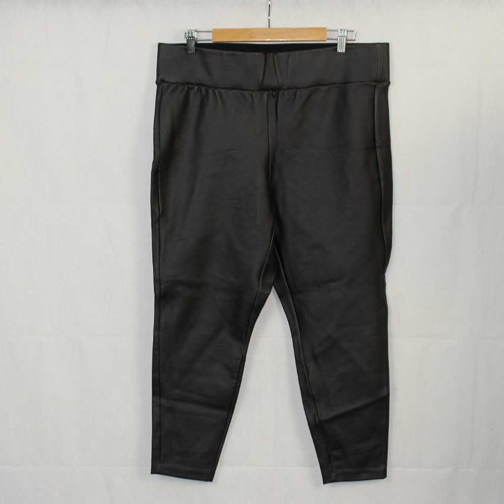 NWT Torrid Faux Leather Pixie Pant 2X J60